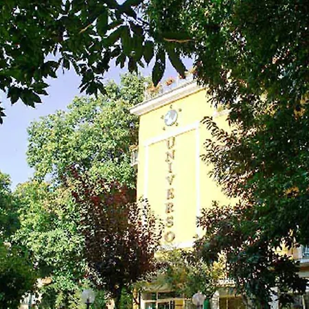 Universo Hotel